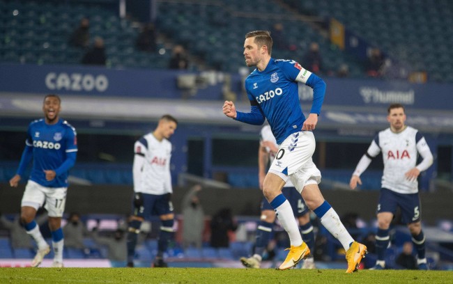 類似的選擇 類似的選擇